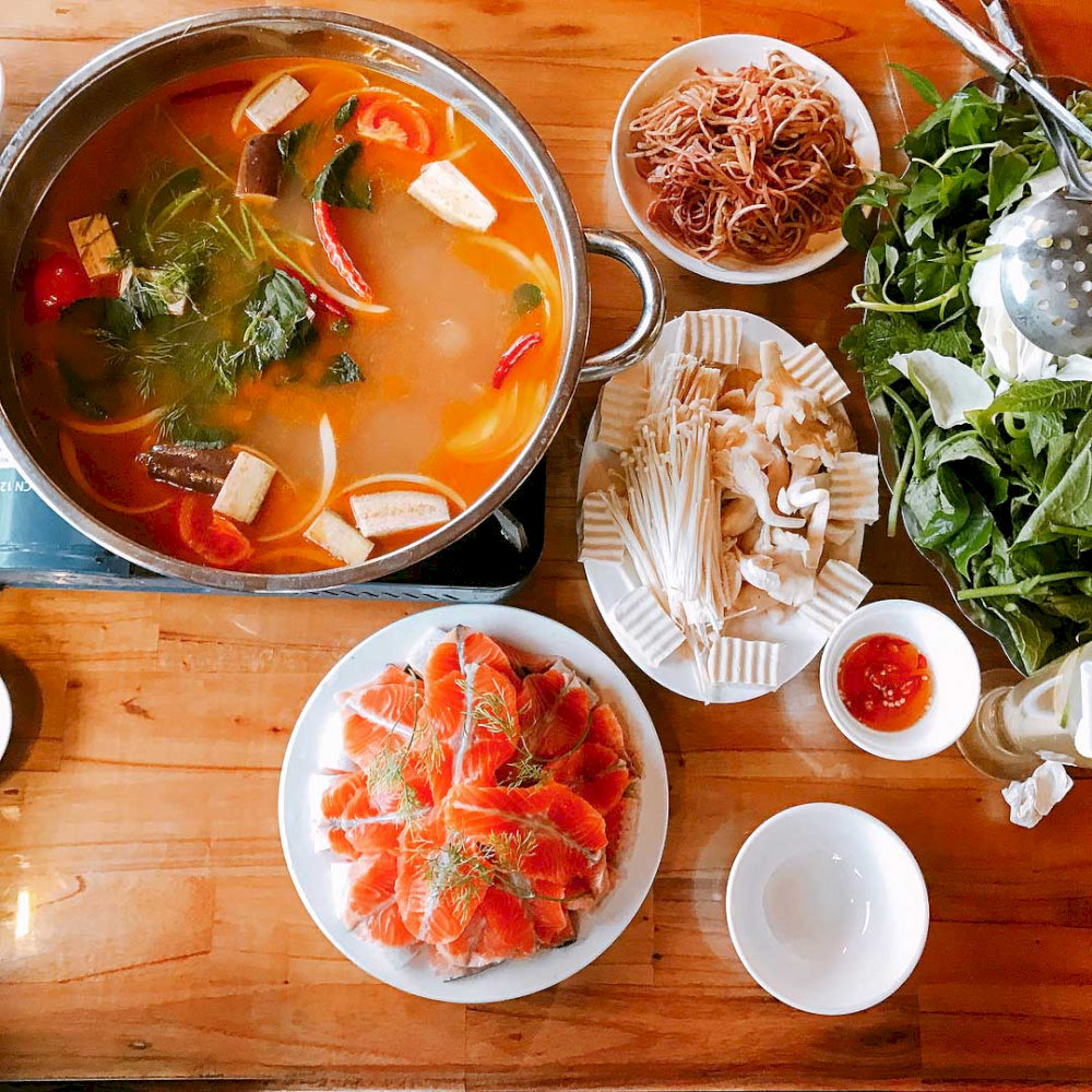 Lẩu cá hồi Sapa 